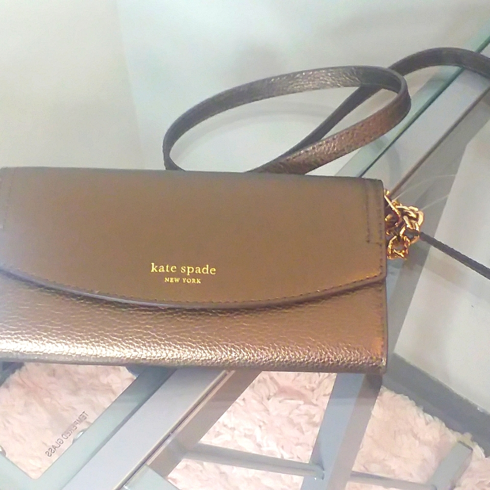 Kate Spade Eva Wallet on a Chain